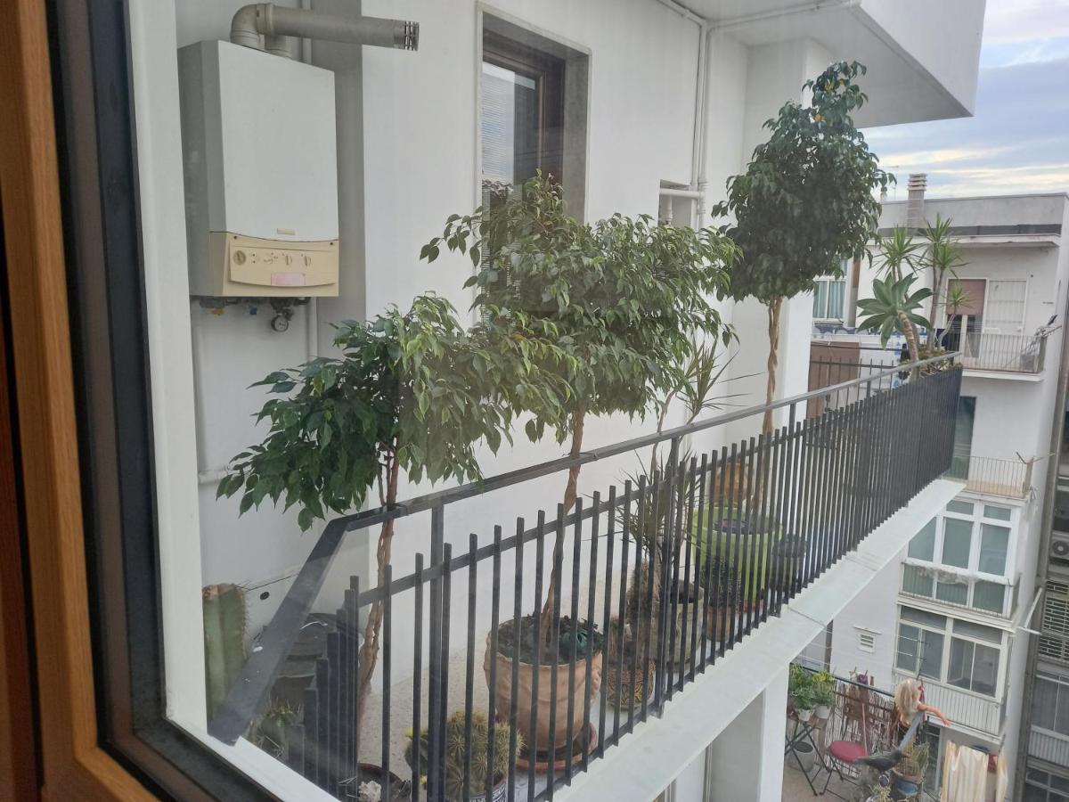 Confortevole Bari Ngoại thất bức ảnh